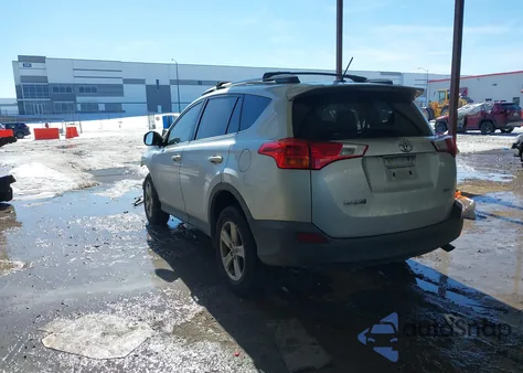 2013 Toyota Rav4 Xle z USA, uszkodzony, nr VIN 2T3WFREV6DW066152